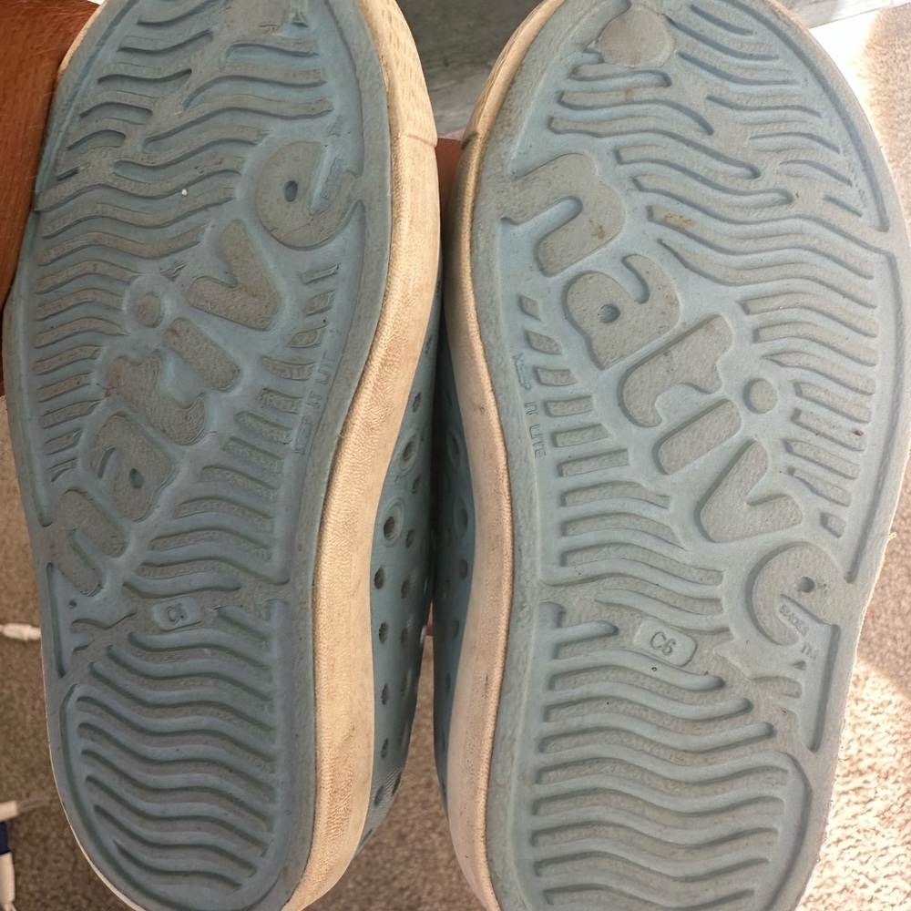 Natives c8 - Picture 2 of 3